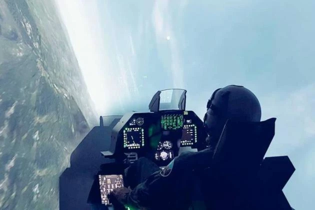 Ο προσομοιωτής των F-16 Viper στην ΔΕΘ (βίντεο)
